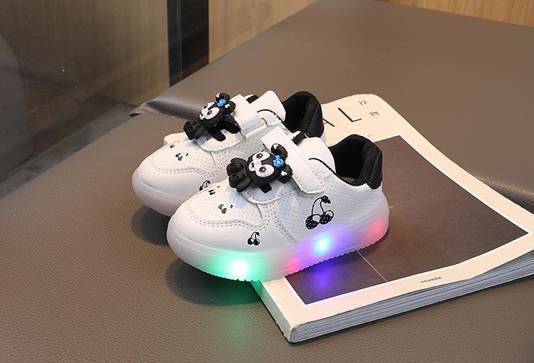 Product Introduction of Children&#039;s shoes spring and autumn sports shoes leather breathable flashing shoes children&#039;s shoes 15