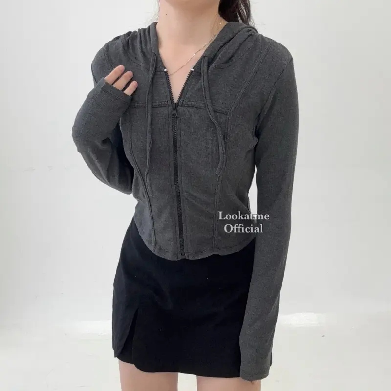 REVERIE TOP - Atasan Crop Jacket Wanita Lengan Panjang Bahan Stretch Adem Nyaman Melar Semi Jaket Outer 1