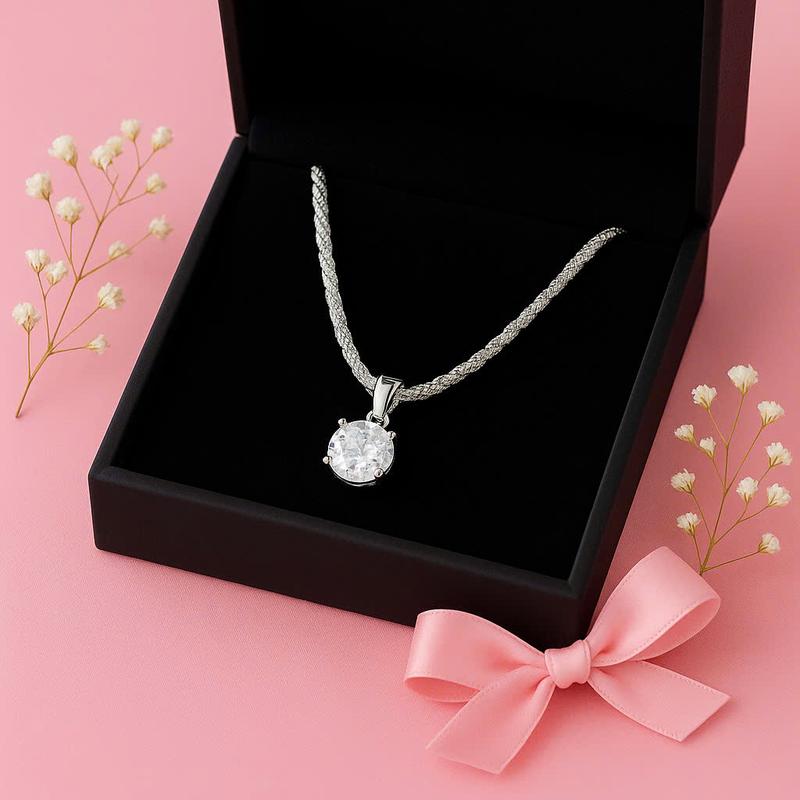  Dây chuyền thiết kế dây xoắn kết hợp mặt hoa tuyết đính đá dành cho nữ 