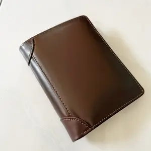 Dompet Pria Bahan Kulit Pemrosesan Jenis PULL UP Model Lipat 3