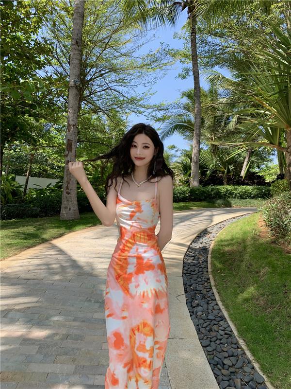 Product Introduction of New fashionable and personalized dress 3