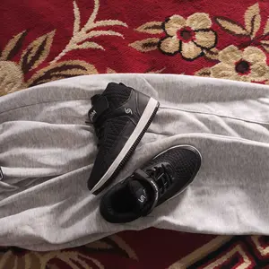 Silom Sepatu Anak Boot Laki - Laki dan Perempuan Sepatu Sekolah Anak Model Tali Perekat Velori
