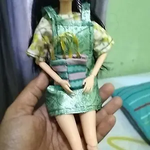 (BAJU BERBI MAINAN BONEKA BERBI) Paket Mainan 5 Baju Berbie 5 Sepatu Berbie 5 Aksesoris Berbie