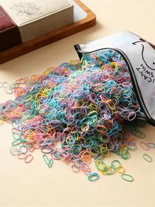 Conjunto de 1000 piezas de coleteros mini elásticos coloridos y lindos para niñas — ¡perfecto como regalo para las fiestas y como accesorios para el cabello decorativos! Amor de San Valentín