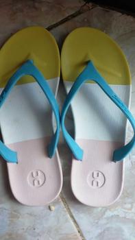 Product Review of SANDAL JEPIT HAVANA SENDAL CEWEK Kaki Fashion Sendal Jepit Wanita Sandal Flatshoes Sandal Kamar Mandi Sandal Simpel Sandal Sehari hari from a**a 0