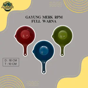 Gayung Full Warna Ukuran Sedang