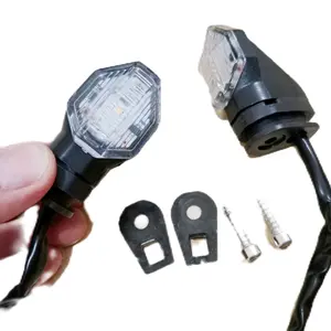 lampu sein mini kecil VARIO 125 Led/VARIO 150 LED/ADV 150 LED/CB 150 LED ( kaki klip) Harga Sepasang Kabel 2 Motor Motorcycle sesuai Foto