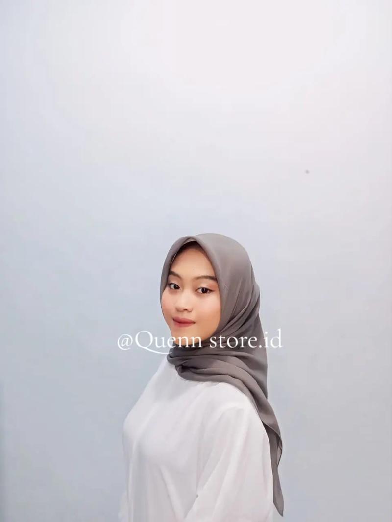 Product Introduction of Bella square premium polos Jilbab Segi Empat 3