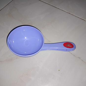 Product Review of Centong Sendok Cetakan Nasi Bulat Setengah Lingkaran alexish Mamiku / sekop nasi / Rice Mould Ladle from R**h 1