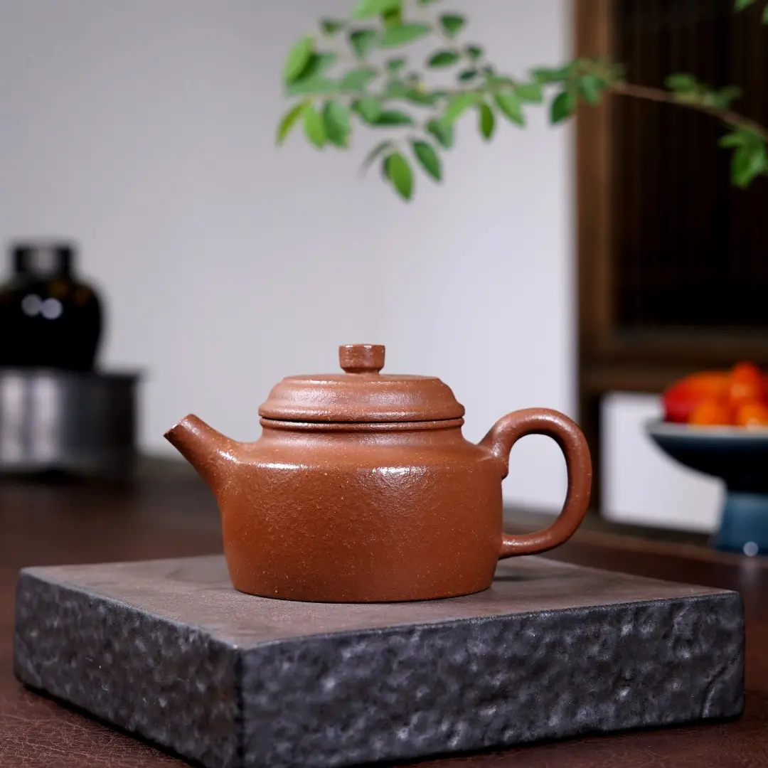 Chinese Yixing purple clay teapot 100% natural purple clay teapot laoduanni teapot 260ml