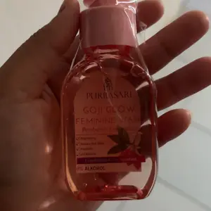 Purbasari Brightening Feminine Wash | Sabun Pembersih Kewanitaan Mencerahkan Kulit