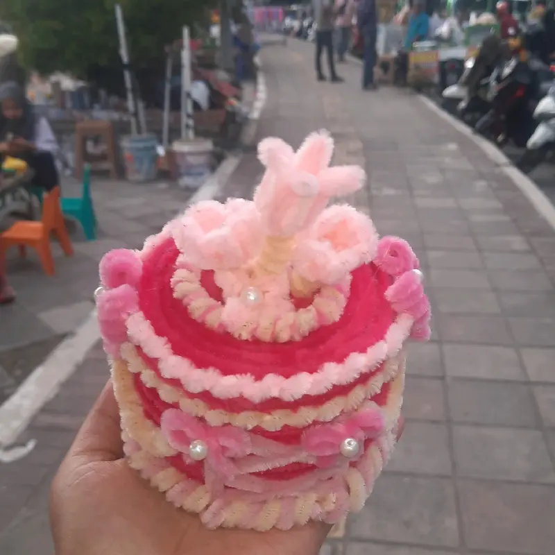 toples penyimpanan/Kue Ulang Tahun Kawat Bulu - Pilihan Hadiah yang Unik dan Personal 4