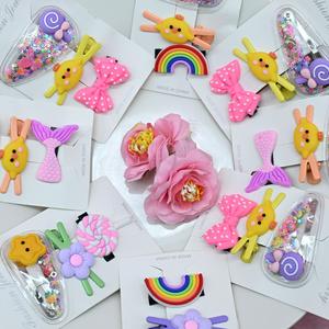 01Y-3  BROCHES PARA EL CABELLO EN DIFERENTES FOMAS Y DISENOS