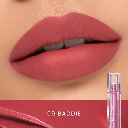 09 Baddie