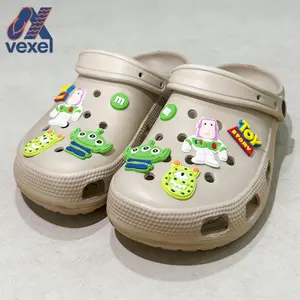 Slippers Pria Terbaru Dewasa Casual Cowok Slop Sandal Baim Dewasa Sandal Trend Bahan Karet Anti Slip