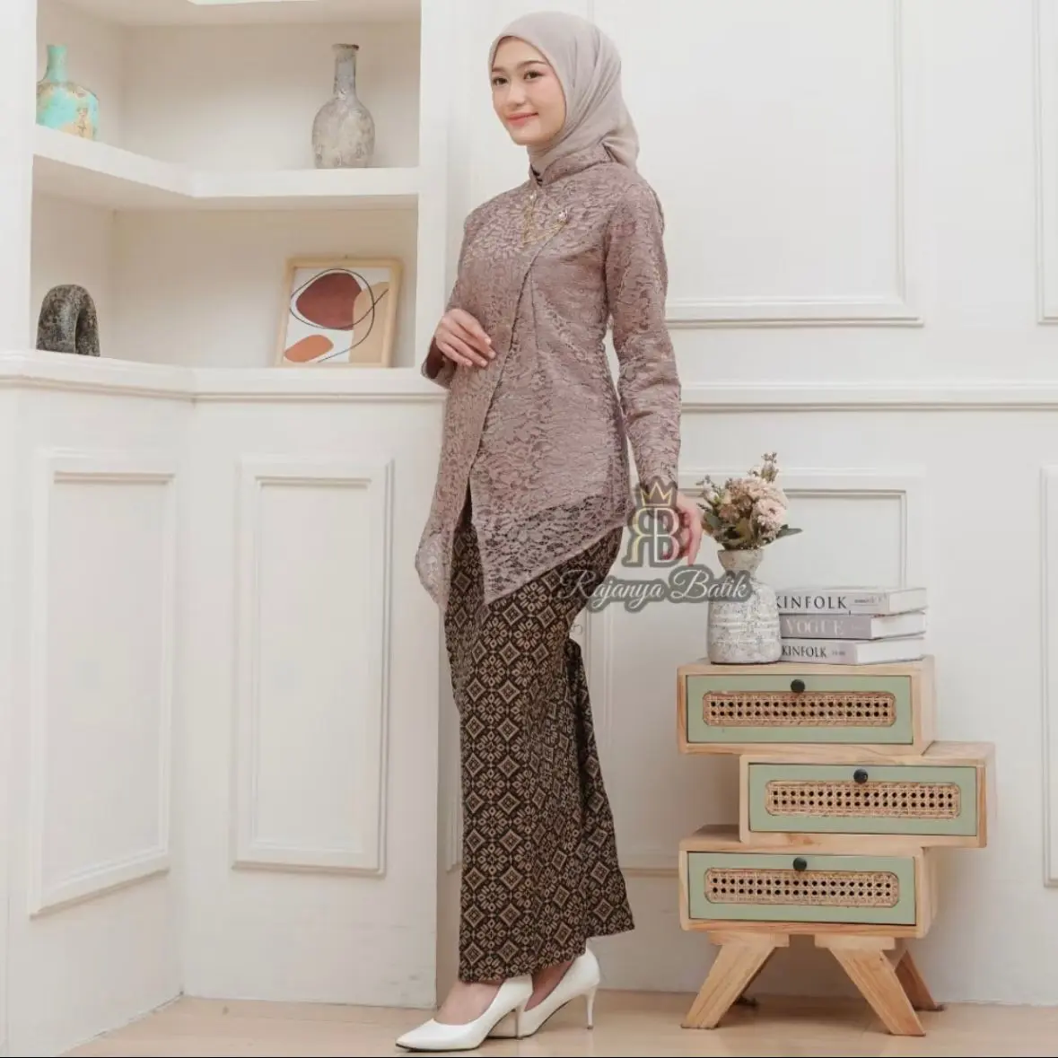 KEBAYA JAWA+ROK moca