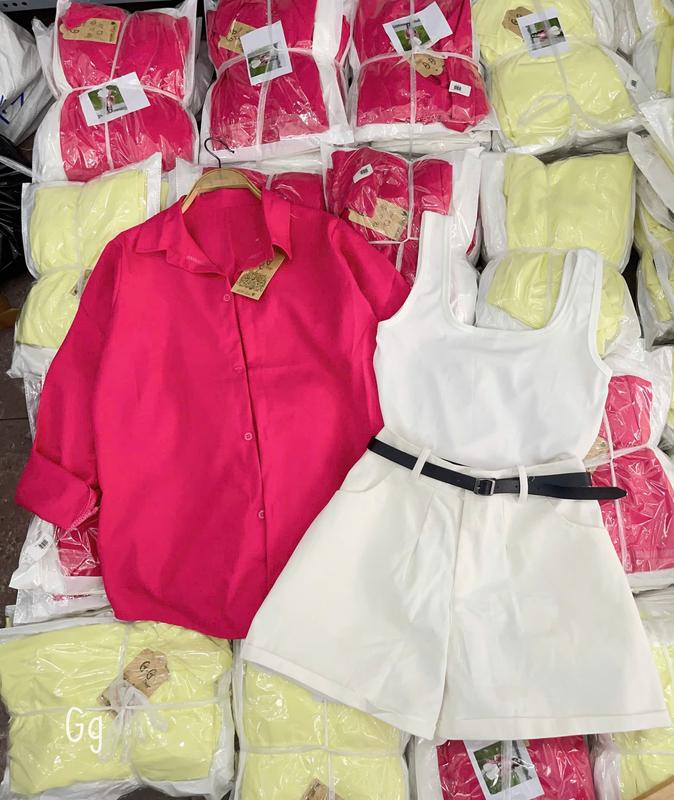 Sét 3 món đi biển, du lịch cực xinh cho nàng tiểu thư cá tính sét áo ba lỗ phối khoác sơ mi from rộng mix quần đùi lưng cao kèm nịt 7