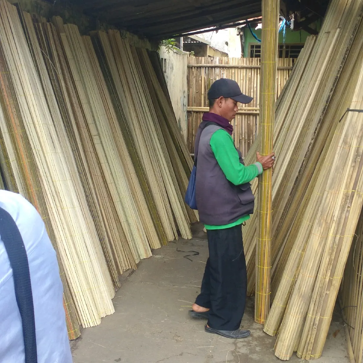 tirai kiray 2x2m, anti panas n hujan,cocok untk  teras, gazebo ruangan, garasi dll