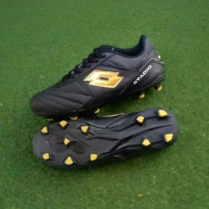 Sepatu Bola Pria Kulit Asli Nyaman Set Boots - Ukuran 39-43 Sport 2