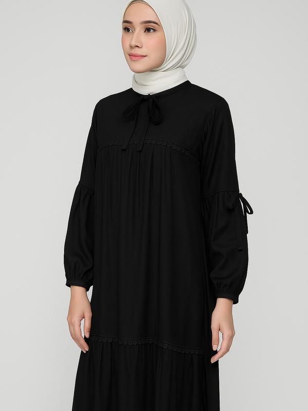 Gamisviralcantik - Safeaa Midi Dress Muslim Wanita Hitam Simple Elegan Terbaru Zipper Bumil Busui Friendly | Baju Muslim Wanita Kekinian 3