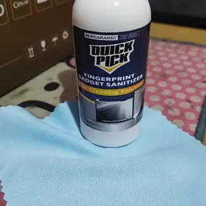 GADGET SANITIZER SPRAY QUICKPICK (FREE MICROFIBER) Semprotan Pembersih Noda Bekas Finger Layar 60ML Disinfektan Anti Virus Bakteri Kuman Disinfectant Serbaguna Menjaga Kamera, Layar HP Gadget, Monitor, Handphone, LCD Tetap Bersih Higienis Cepat Kering
