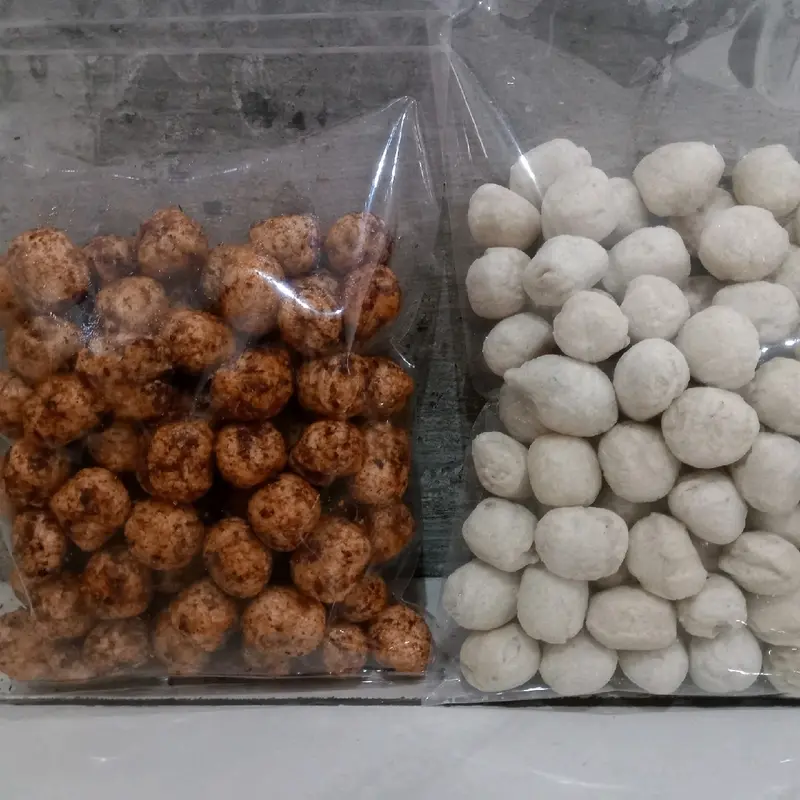 mix 500grm kerupuk bakso ikan original+pedas seblak Snack Makanan Kering 3