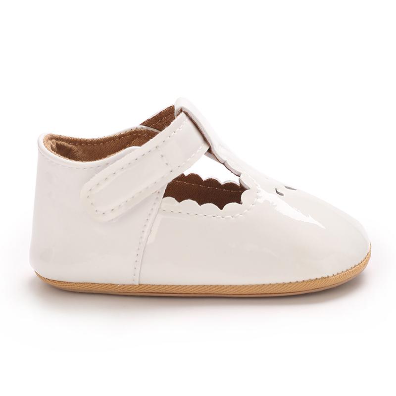 Product Introduction of Spring And Autumn Baby Girl Walking Shoes 0-1 Year Old Soft Soled Anti Slip Princess Little Leather Shoes Soft Single Shoes 38