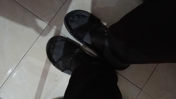 Product Review of Sandal Original Selop Pria Slip On Nyaman Kuat Empuk Hitam Coklat Cowok Kasual Sendal Laki-laki Kasual from A**y 2
