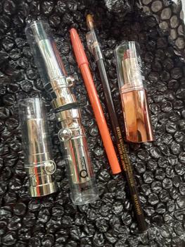 Product Review of lipstik puter matte tahan lama smpai 16 jam fre pensil alis 1 from E** 0