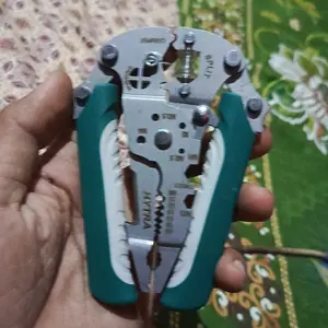 Tang Serbaguna Bahan Krom Vanadium Pemotong Pengupas Kabel Anti Shock Alat Perbaikan Multiguna
