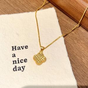 Kalung Emas, Loket Empat Daun, Rantai Papan, Loket Loket Fesyen, Pesona Loket, Loket Locket, Pesona Semanggi, Bersalut Emas, Panjang 50cm, Eva Emas, 6.47g kamassi titanium jewelry original perempuan long necklace