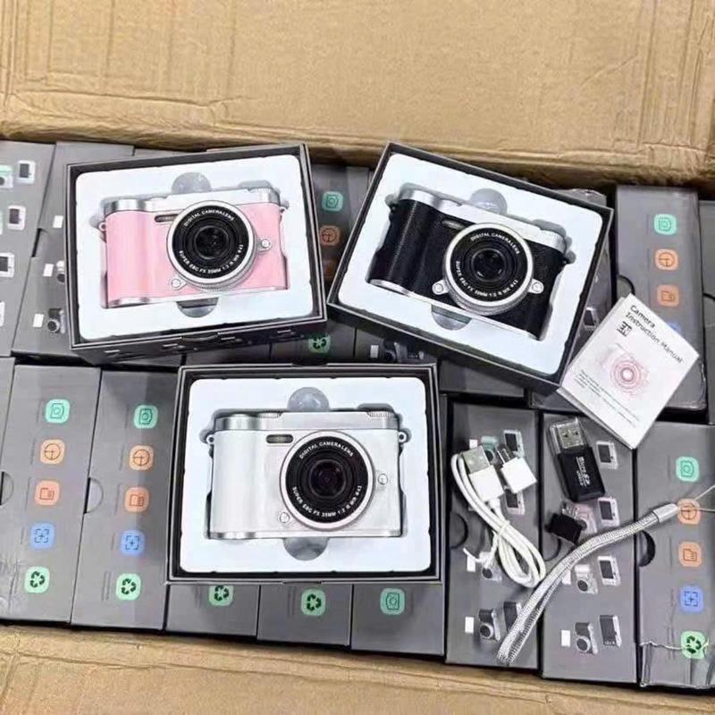 Máy ảnh mini 512 CCD 4K Tặng Kèm Thẻ Nhớ 512G thời trang ghi hình,chụp ảnh , chơi game...