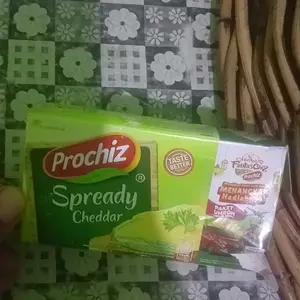 Keju Prochis OLES Spready 160 gr Termurah