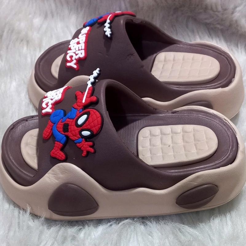 Dép lê bánh mì cho bé trai hình siêu nhân nhện nhẹ mềm mang êm chân- phom nhỏ nên tăng sai