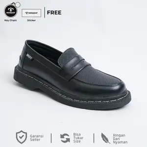 Monday Official - Timeline Dot Black - Sepatu Kulit  Formal Slip on Hitam Pria Shoes