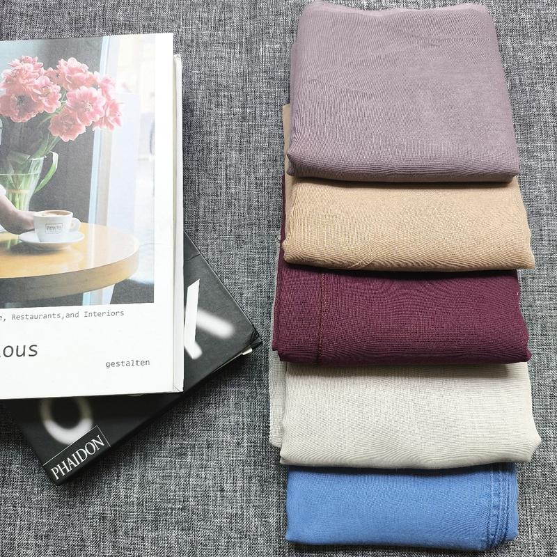 Product Introduction of HIJAB SEGI EMPAT PARIS JADUL Brand Varisha | Red Rose | All Merk 1