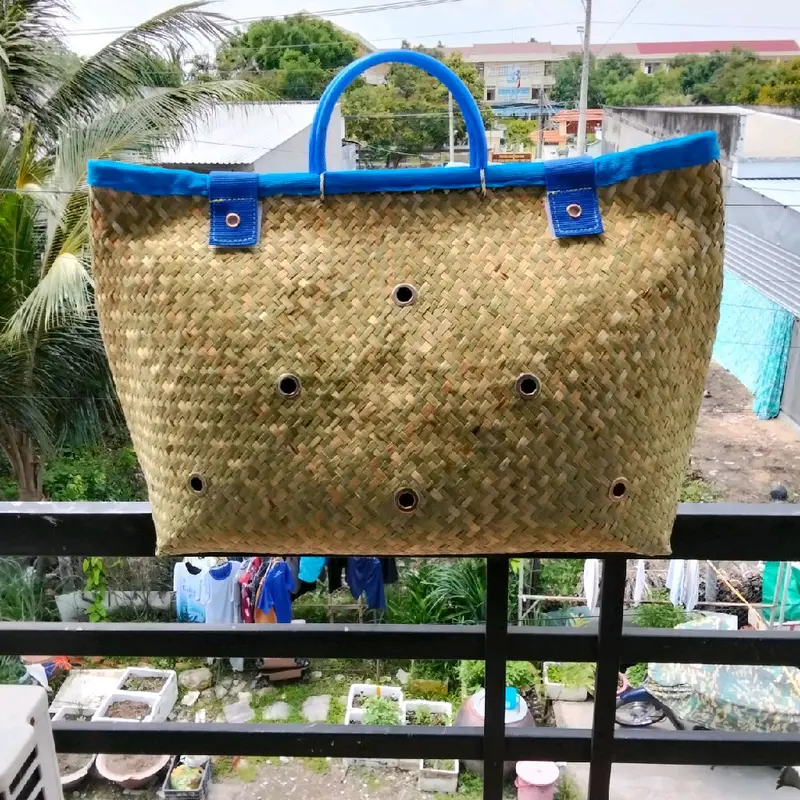 Giỏ Đệm Gà Cải Tiến 7 Tấc 12 Lỗ Màu Xanh (70x46) - Dùng Cho Gà Đá Từ 3ký trở xuống 0