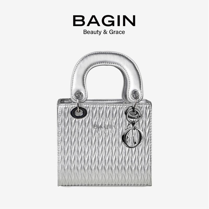 【Shop Túi Xách Nữ Dáng Vuông Form Cứng Cáp Size 18 Tặng Kèm Khăn Lụa Charm Dây Đeo Dài gy-1082