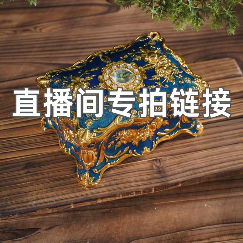 Product Introduction of Royal Masterpiece Pendant: Masterfully Carved, Collector’s Grade. 0