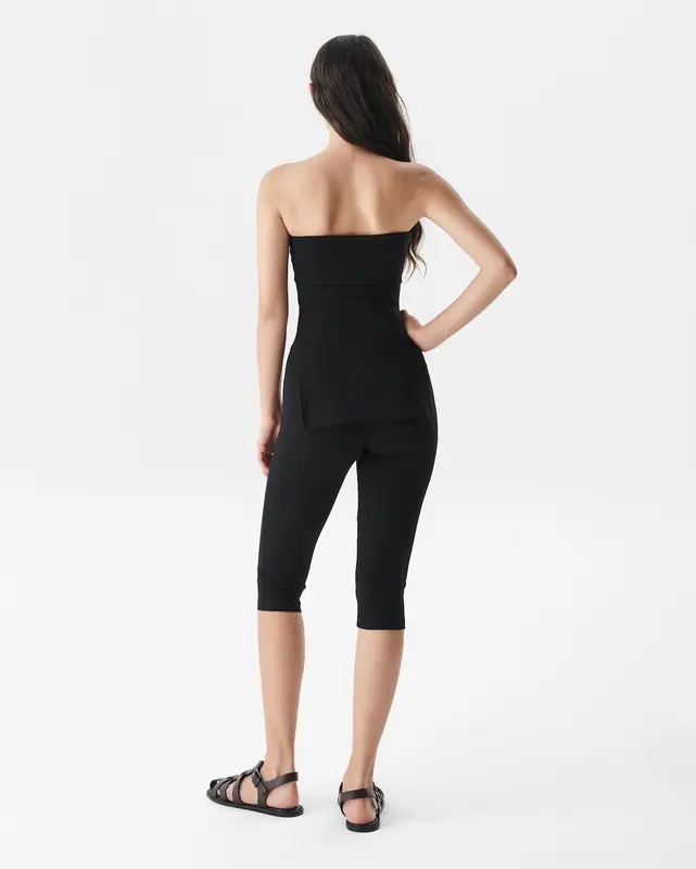 làminapparel - SIDE SLIT TUBE TOP - Áo tube form nhỏ và ôm màu đen dày dặn xẻ tà cuối line áo 2