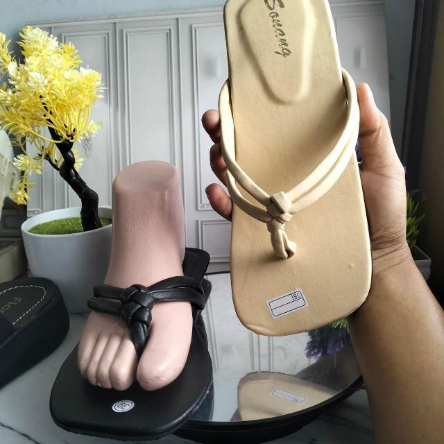Product Introduction of Sandal Teplek Jepit Kupat Wanita Sendal platform Selop Plat Trendy 8