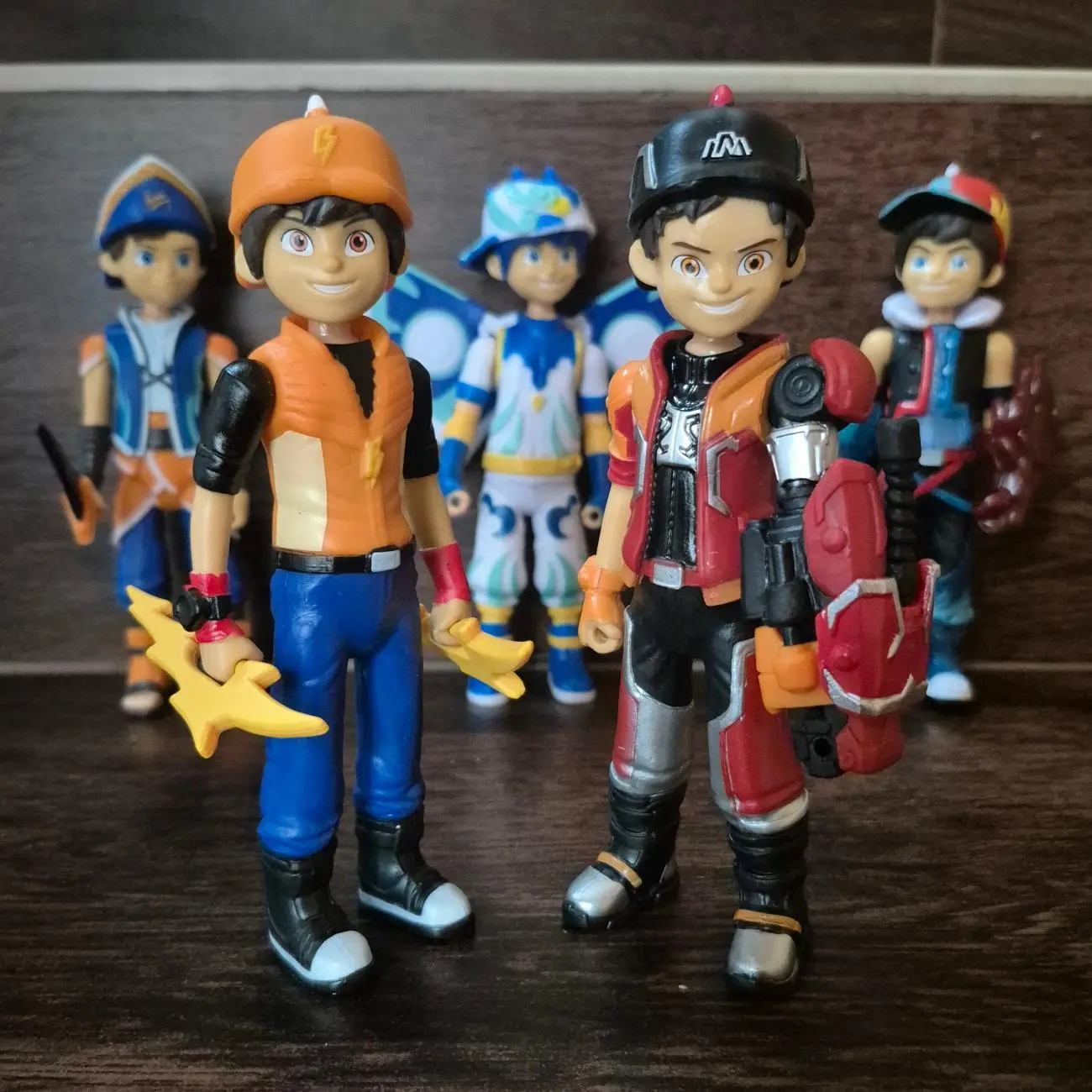 mainan boboiboy galaxy figure boboi boy monsta pajangan gentar beliung frostfire sopan