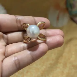 Syal & Scarf Terbaru dengan Gesper Mutiara – Aksesoris Wanita Elegan untuk Sabuk dan Dasi