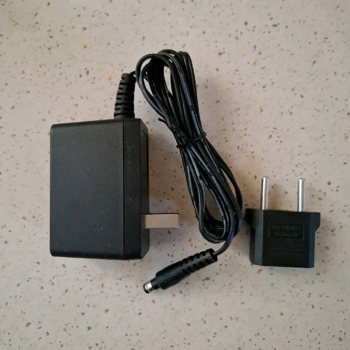 adaptor 12V 1A original onu