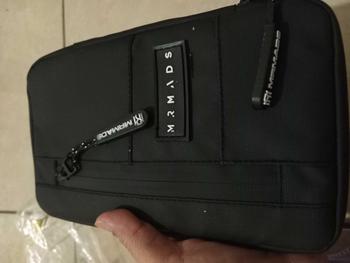 Product Review of Mr Mads - Leon Hanging Wallet - Tas Slingbag Kecil - Tas Hp Dompet Waterproof Selempang Pria from M**h 3