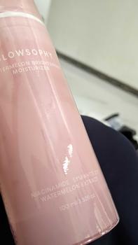 Product Review of Glowsophy Watermelon Brightening Moisturizer Skin Barrier Niacinamide Gel Day and Night Skincare 100 ml from z**a 0