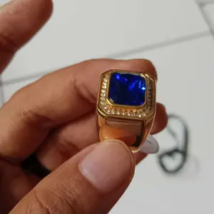 Cincin pria sapire persegi Ring titanium tidak luntur anti karat mewah keren elegant