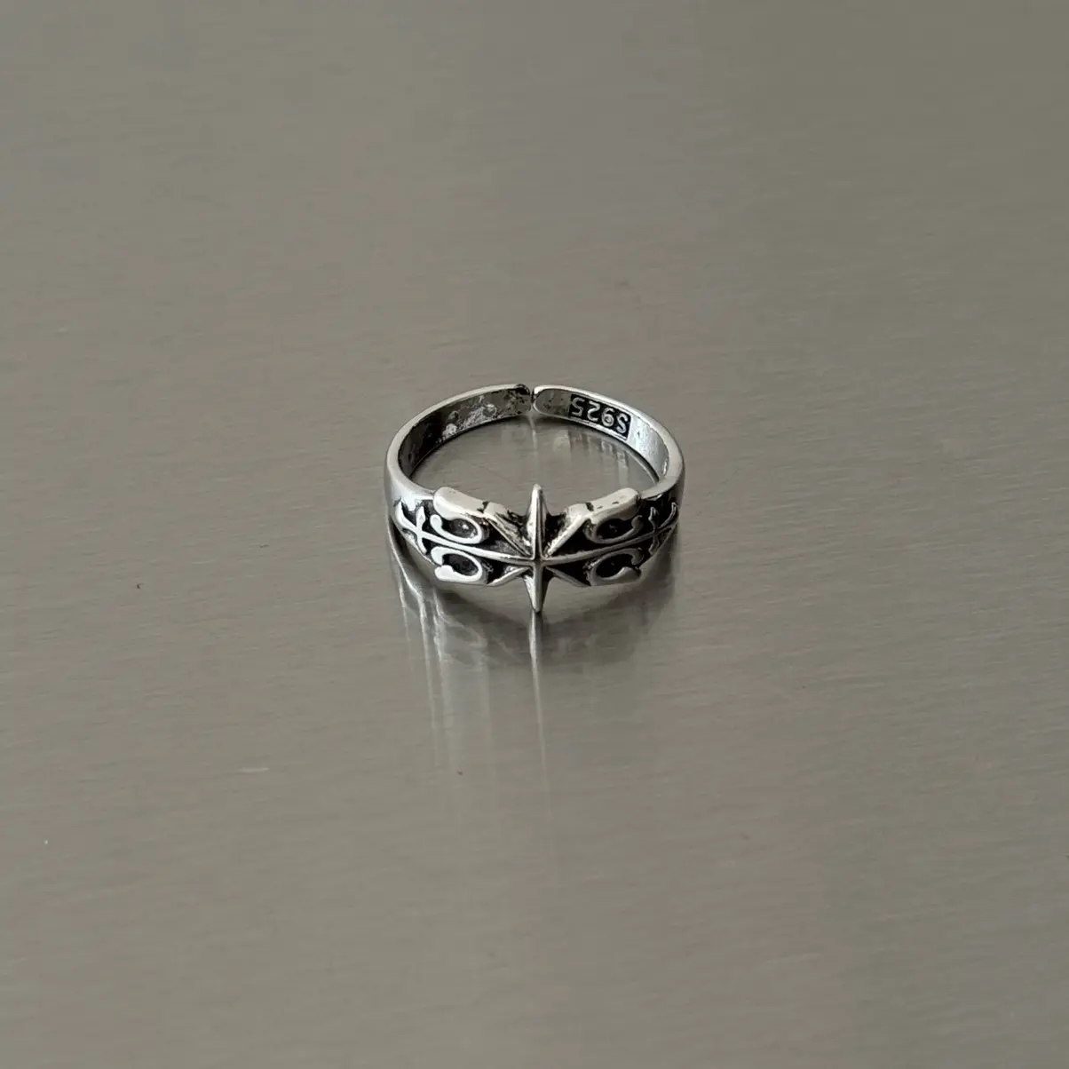 ￼SKYMED / Ring Anilo Simple Unisex