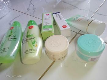 Product Review of Paket Double Cleansing Viva Milk Cleanser dan Viva Face Tonic from 🍒** 1