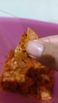 Product Review of 500Gram Keripik Kriwil Pedas Daun Jeruk & Keripik Kriwil Original 500 Gram Keripik Kriwil Sari Asih Cemilan Food Snacks Asin Kerupuk Kerupuk from j**h 1